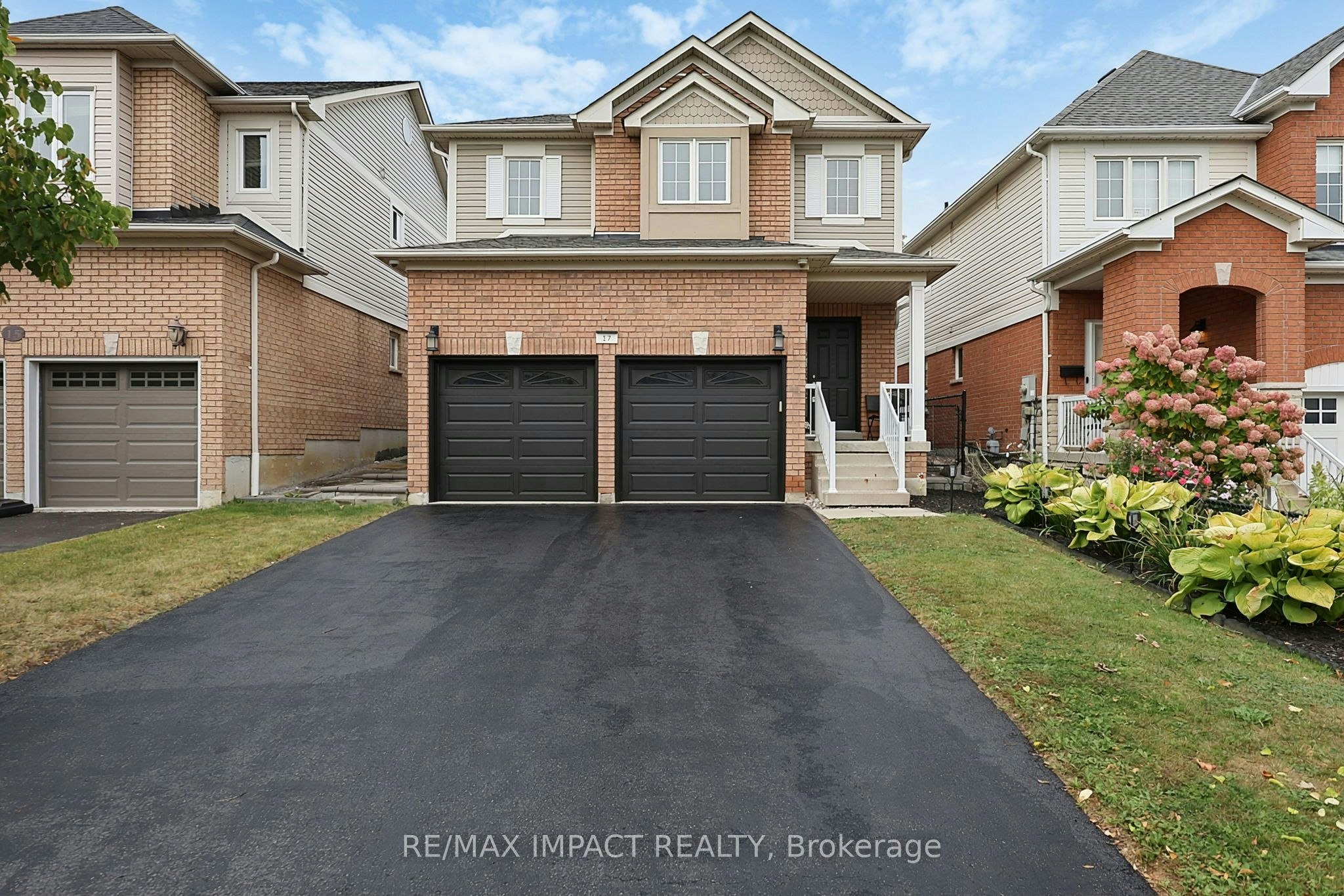 17 Holman Court, Whitby, ON, L1P 1W9