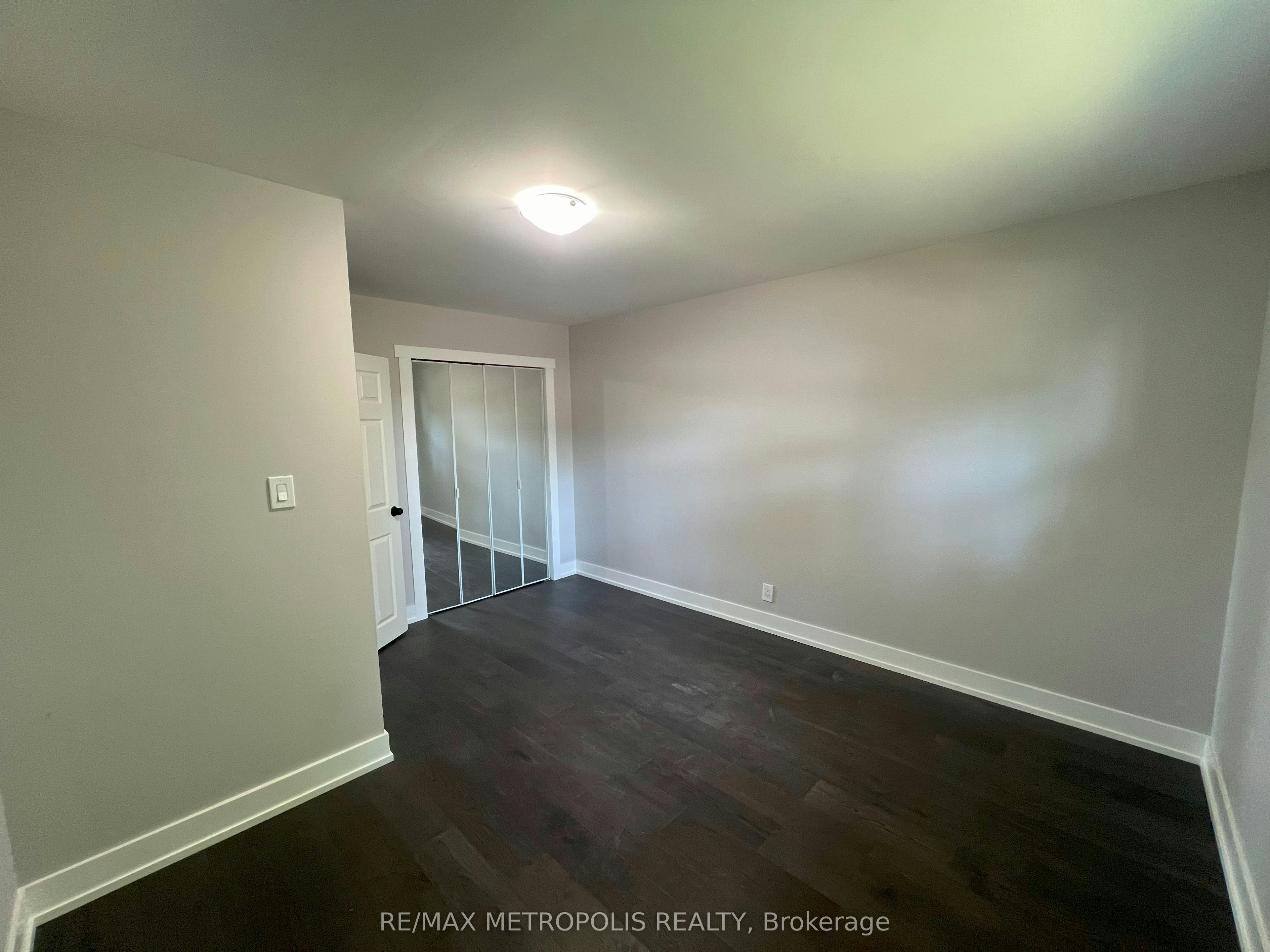 MAIN-797 Zator Avenue, Pickering, ON, L1W 1X8 - 6