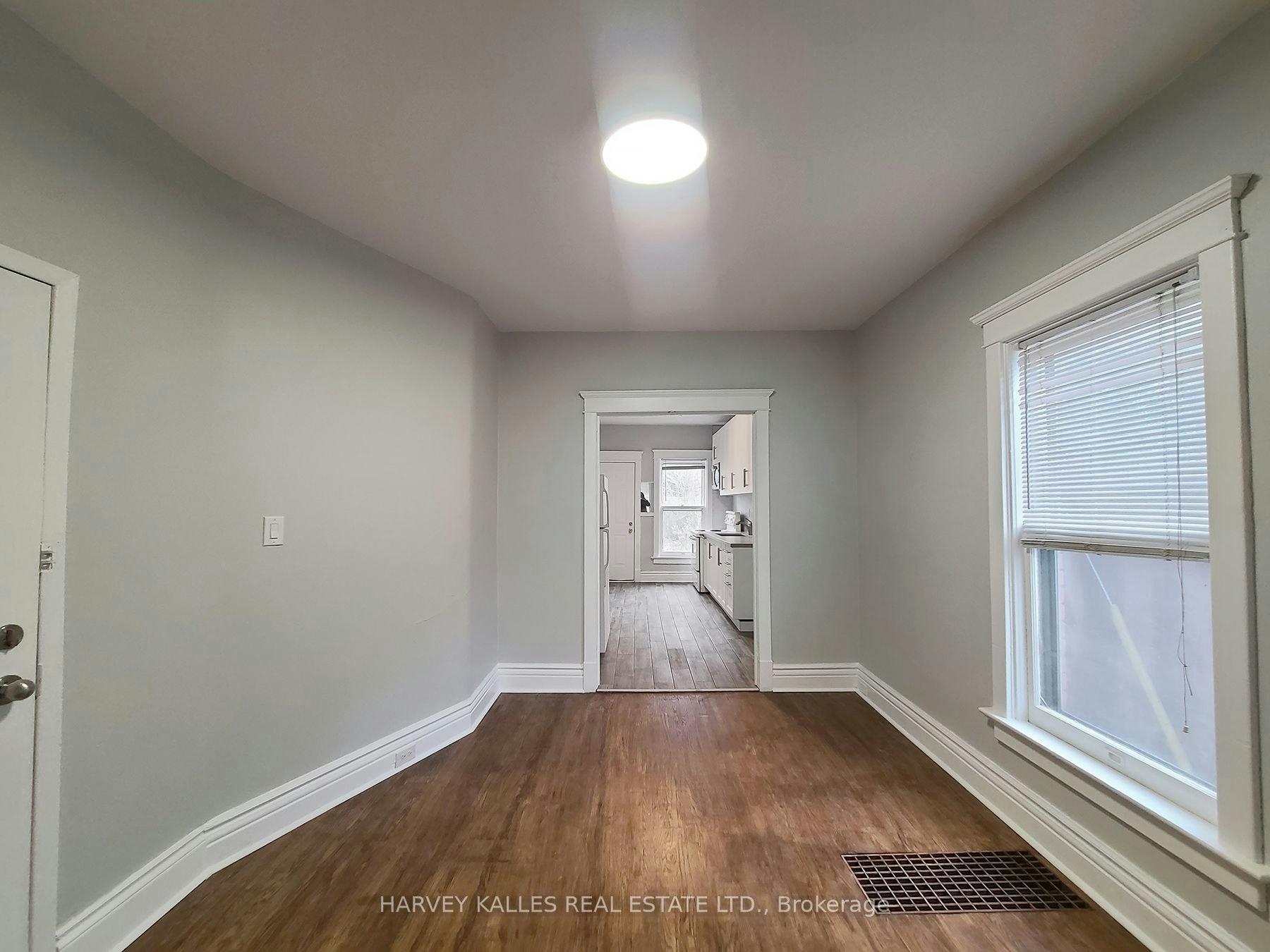 Main-1450 Dundas Street E, Toronto, ON, M4M 1S8 - 5