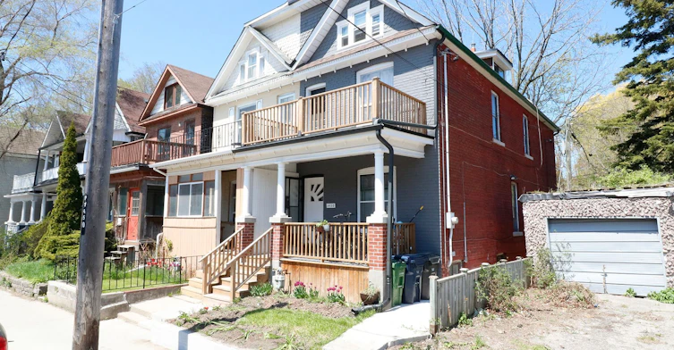 Main-1450 Dundas Street E, Toronto, ON, M4M 1S8