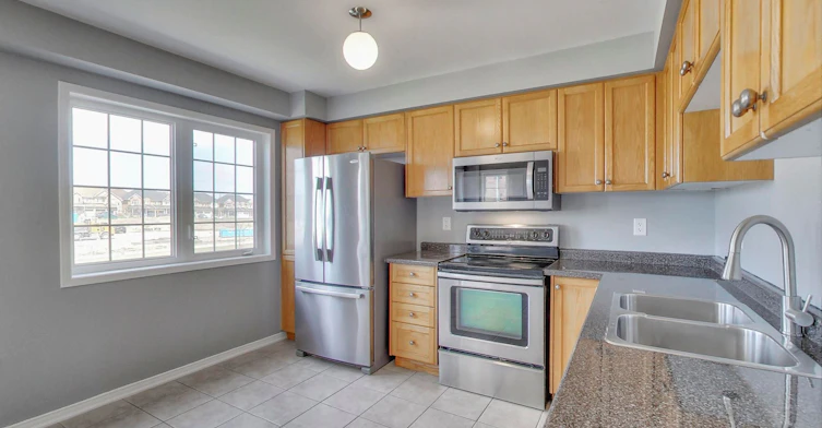 487 Rossland Road E, Ajax, ON, L1Z 0K8 - 16