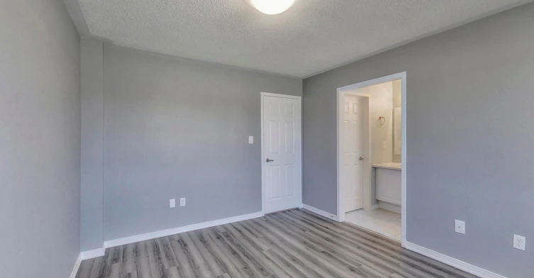 487 Rossland Road E, Ajax, ON, L1Z 0K8 - 24