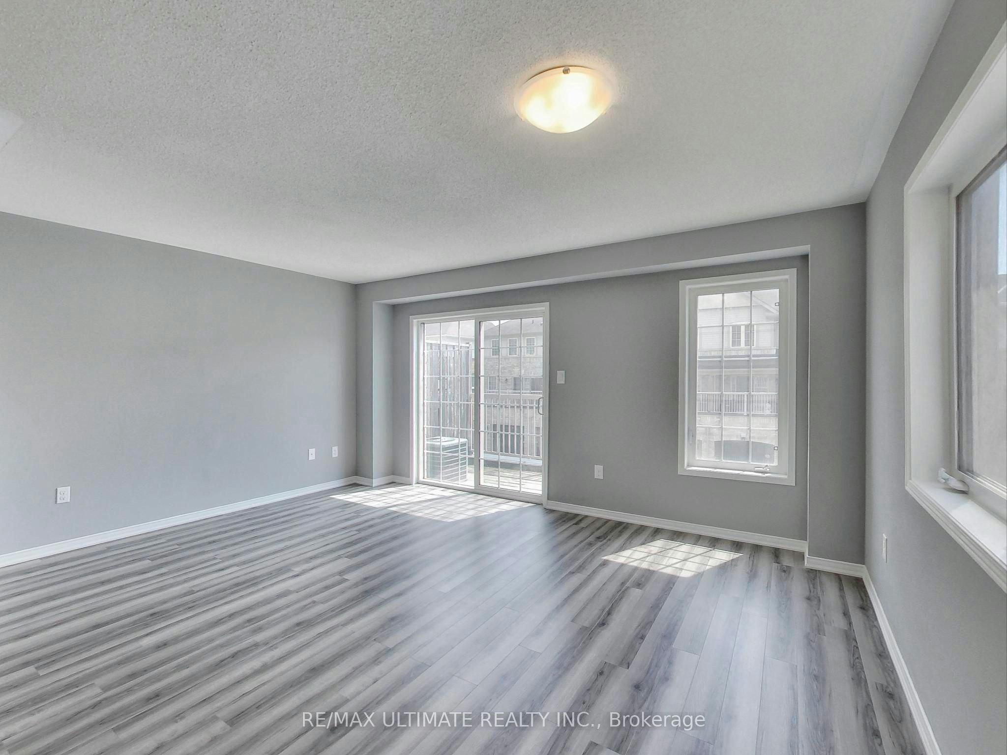 487 Rossland Road E, Ajax, ON, L1Z 0K8 - 11