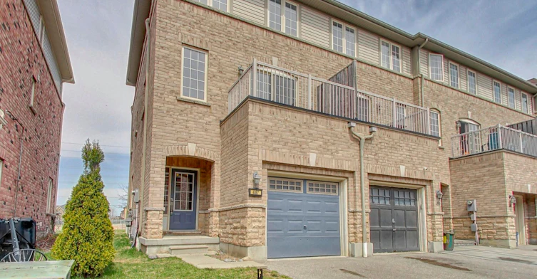 487 Rossland Road E, Ajax, ON, L1Z 0K8