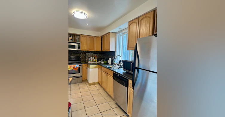 215 Poplar Road, Toronto, ON, M1E 1Z9 - 10