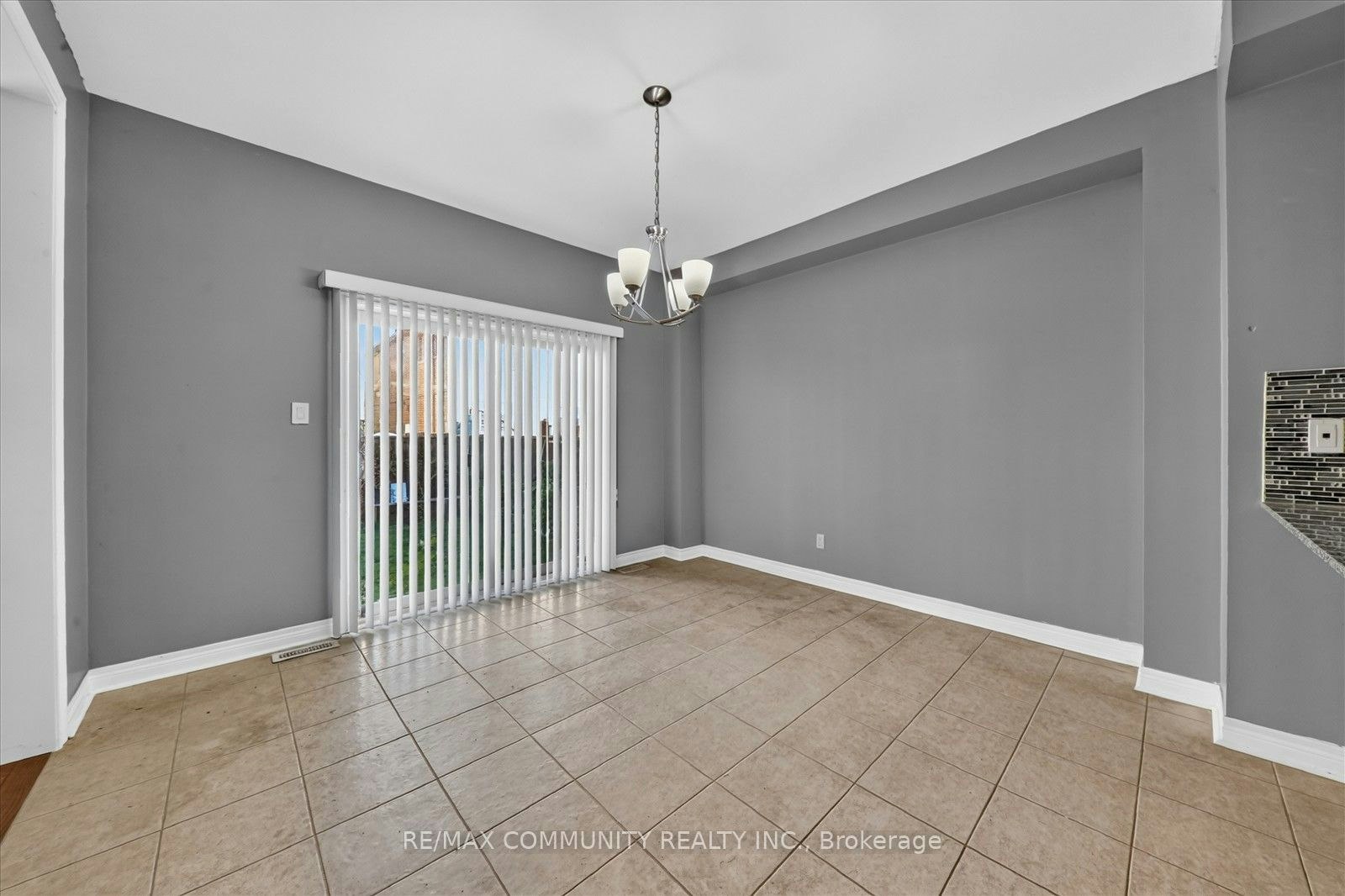 Main-1550 Bruny Avenue, Pickering, ON, L1X 0C5 - 13