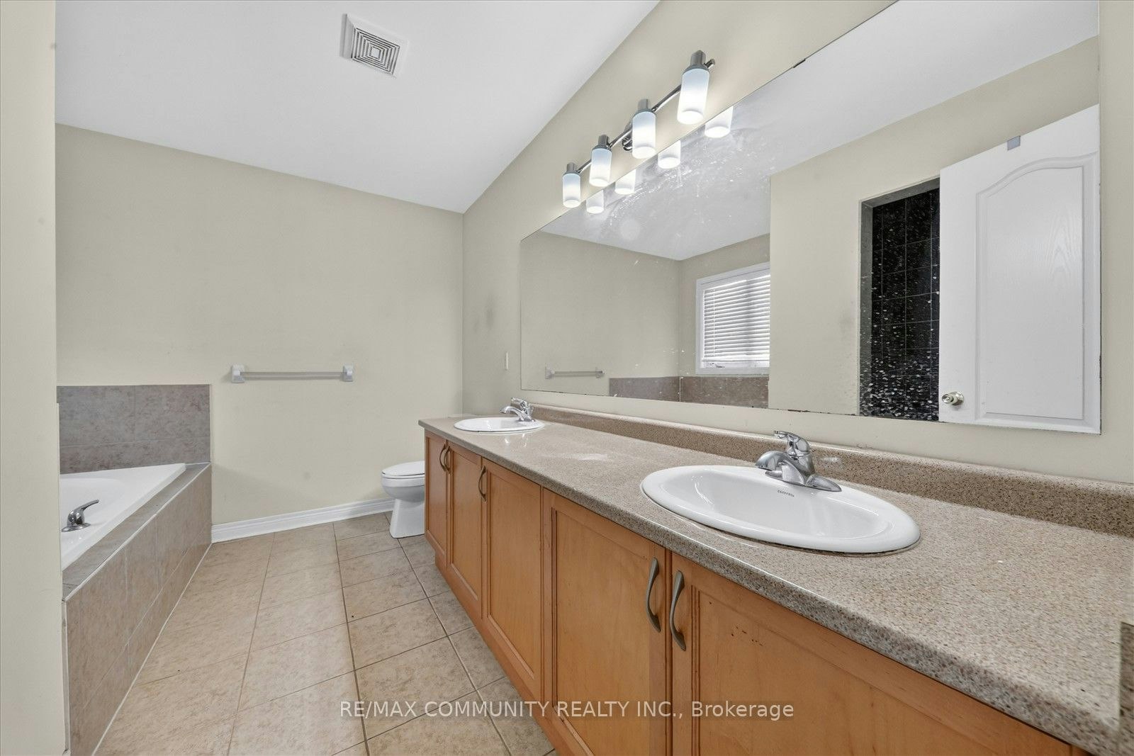 Main-1550 Bruny Avenue, Pickering, ON, L1X 0C5 - 19