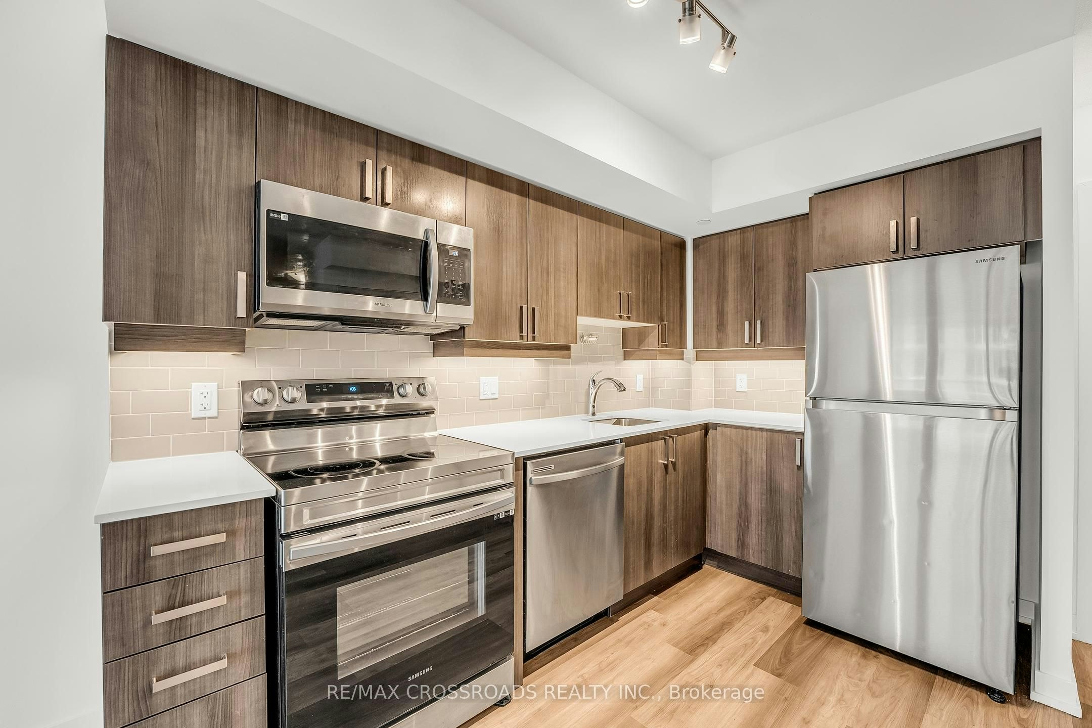 1411-1480 Bayly Street, Pickering, ON, L1W 3T8 - 13