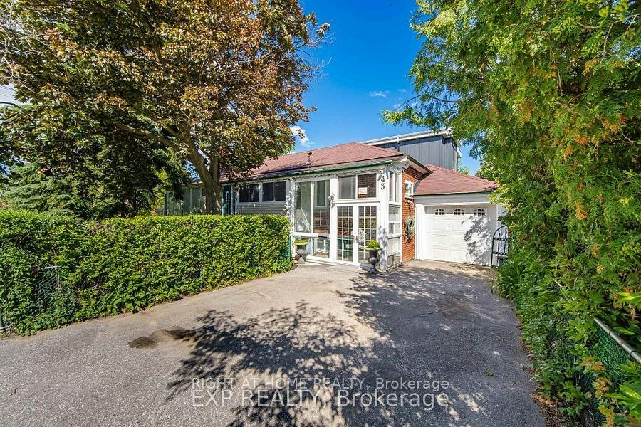 Main Floor-43 Ridgemoor Avenue, Toronto, ON, M1N 1M5