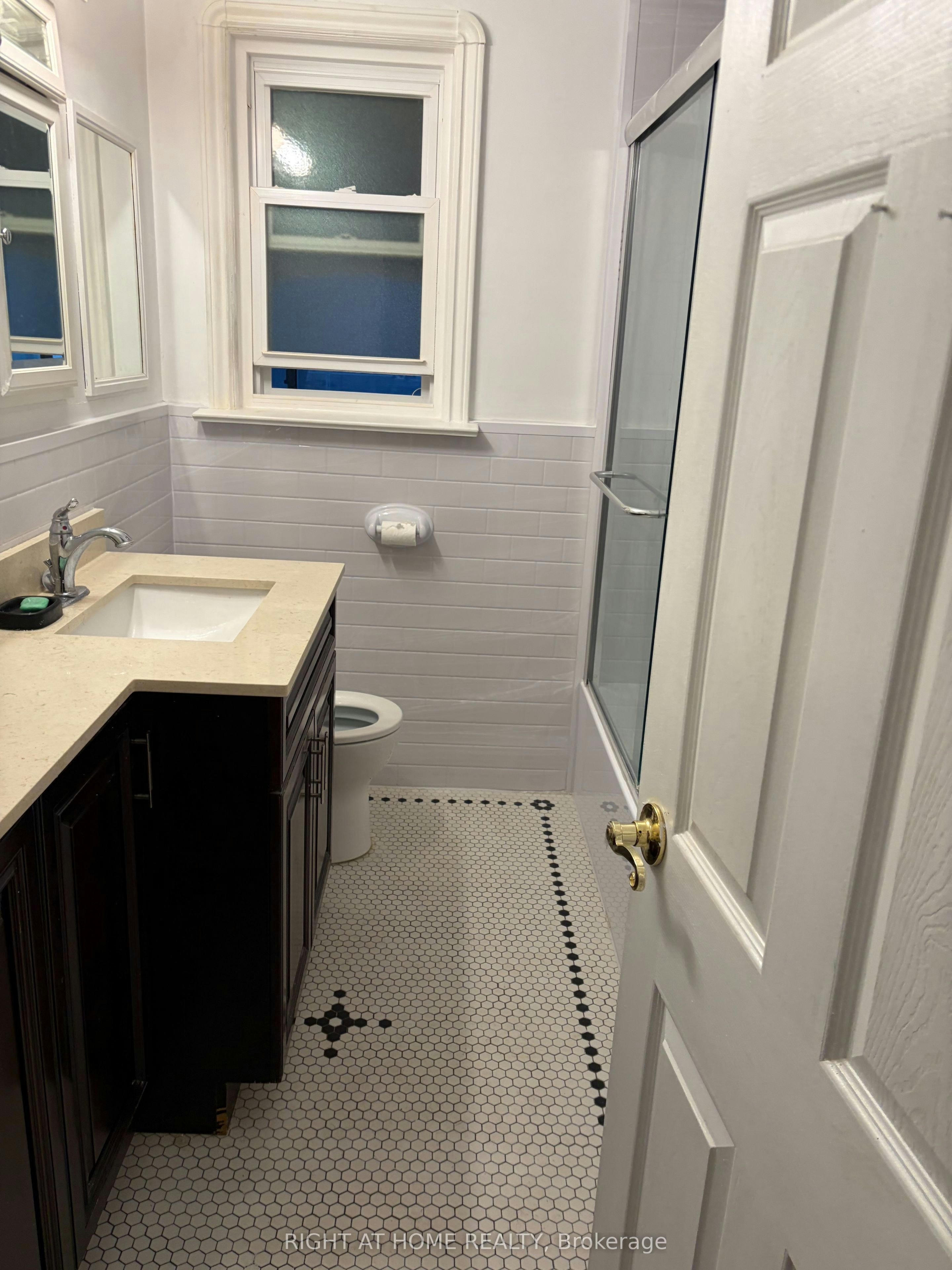 Main Floor-43 Ridgemoor Avenue, Toronto, ON, M1N 1M5 - 6