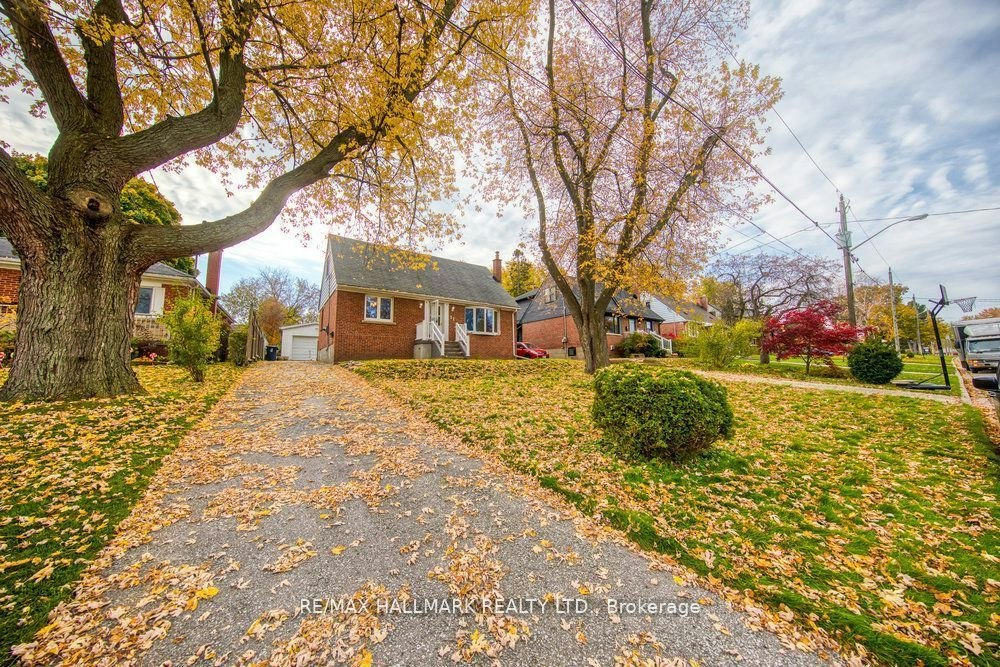 31 Glen Muir Drive, Toronto, ON, M1M 2C6