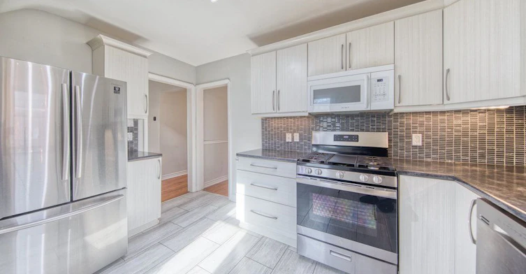 31 Glen Muir Drive, Toronto, ON, M1M 2C6 - 8