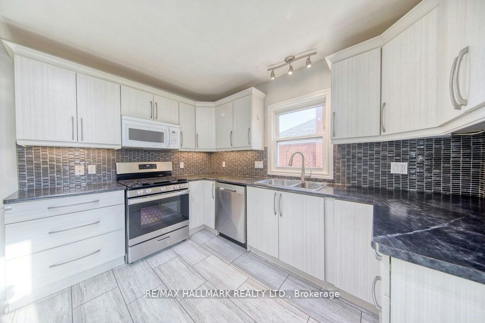 31 Glen Muir Drive, Toronto, ON, M1M 2C6 - 9