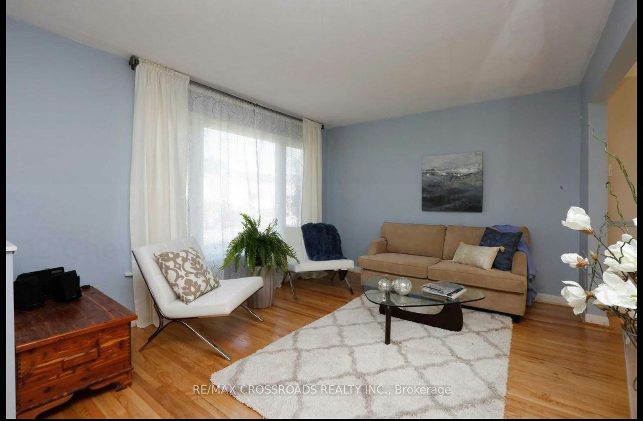 12 Chevron Crescent, Toronto, ON, M1K 3N4 - 2