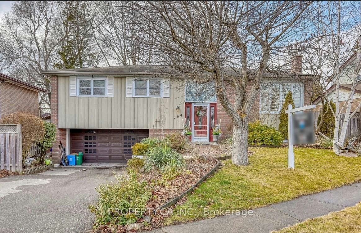 Upper-204 Mason Drive, Whitby, ON, L1N 2B1