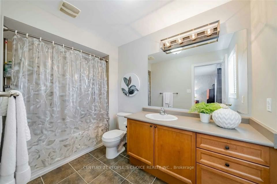 40 Cranborne Crescent, Whitby, ON, L1M 2M2 - 9
