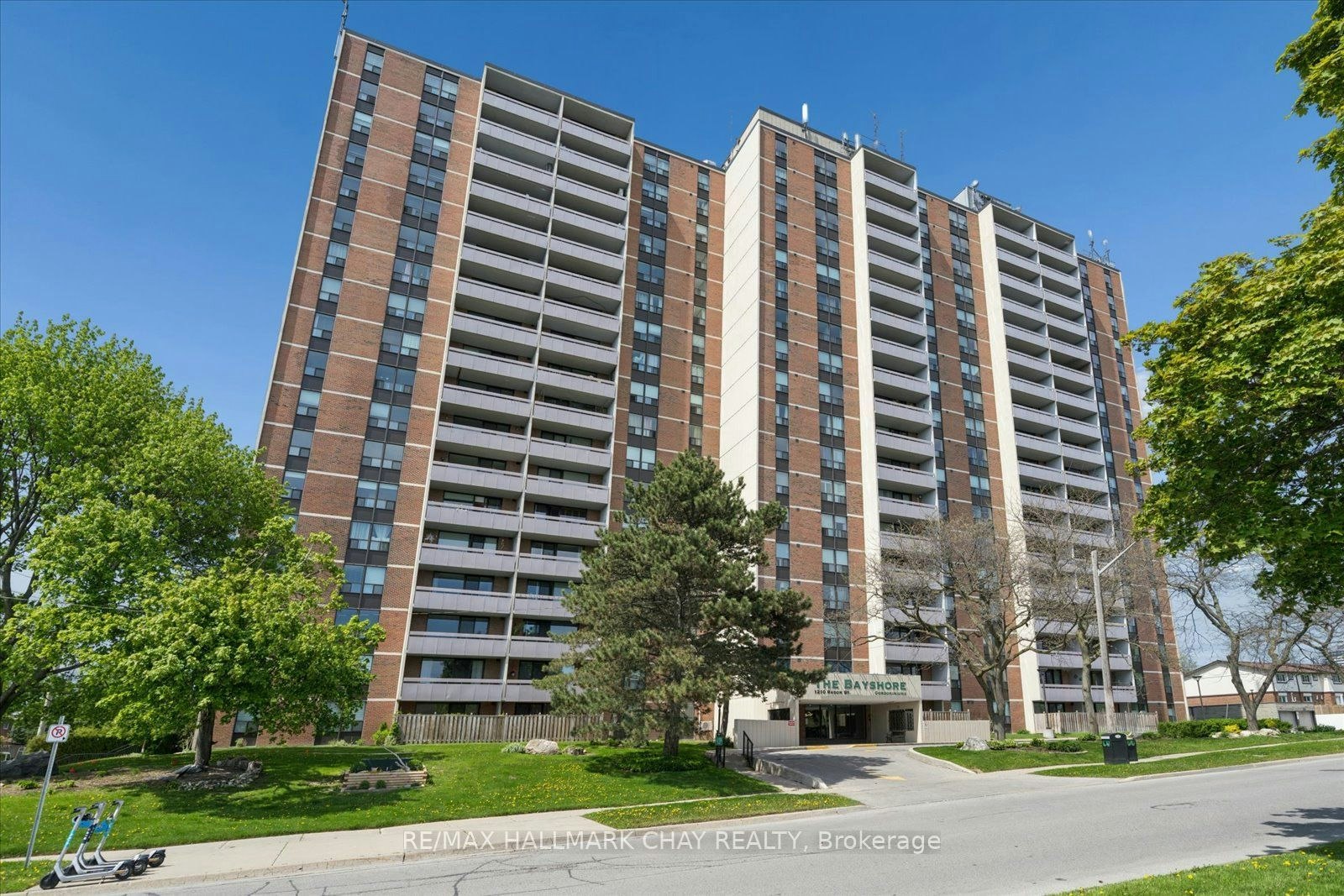 208-1210 Radom Street, Pickering, ON, L1W 2Z3