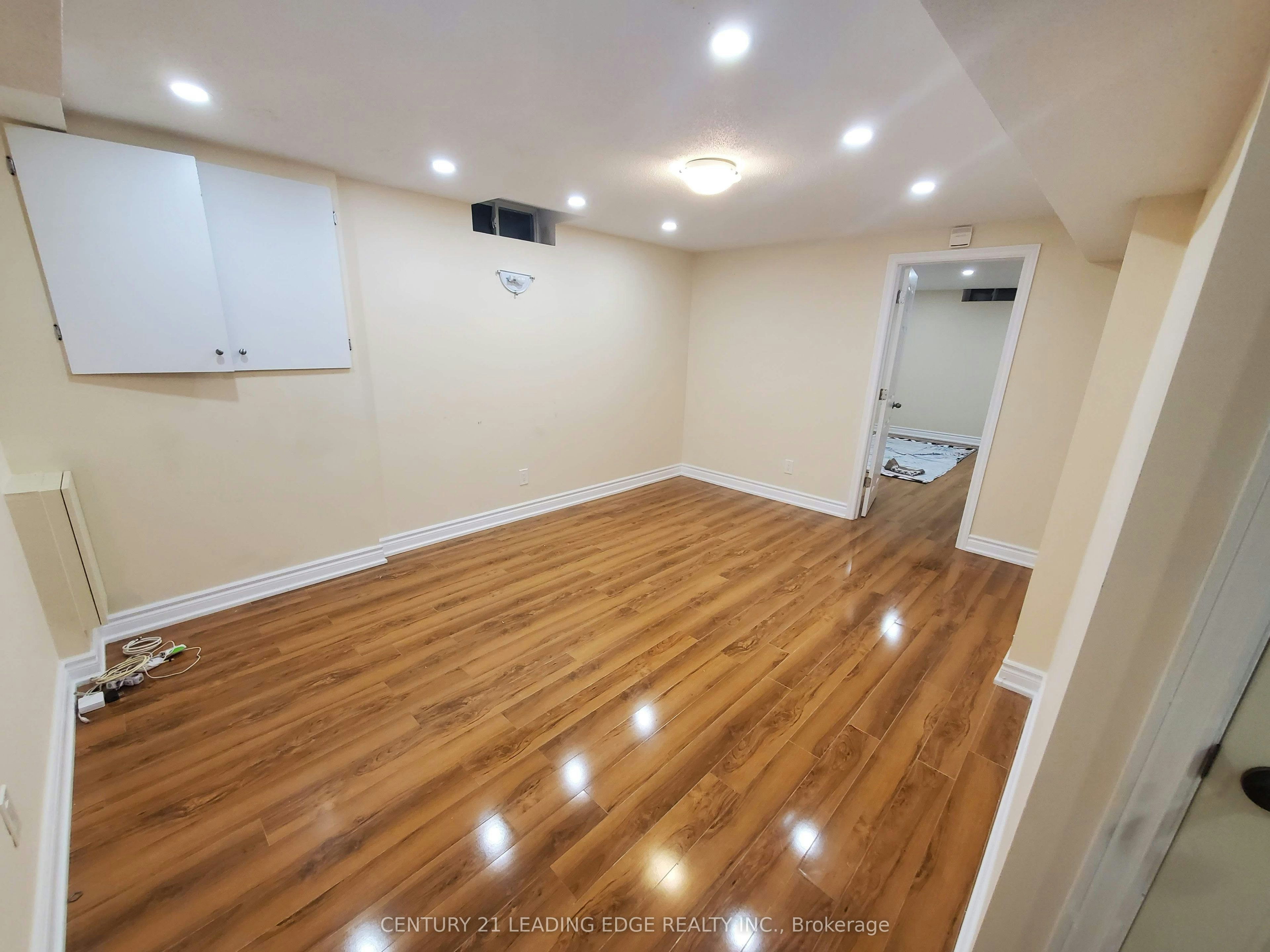 Lower-504 Lightfoot Place, Pickering, ON, L1V 5Z5 - 5