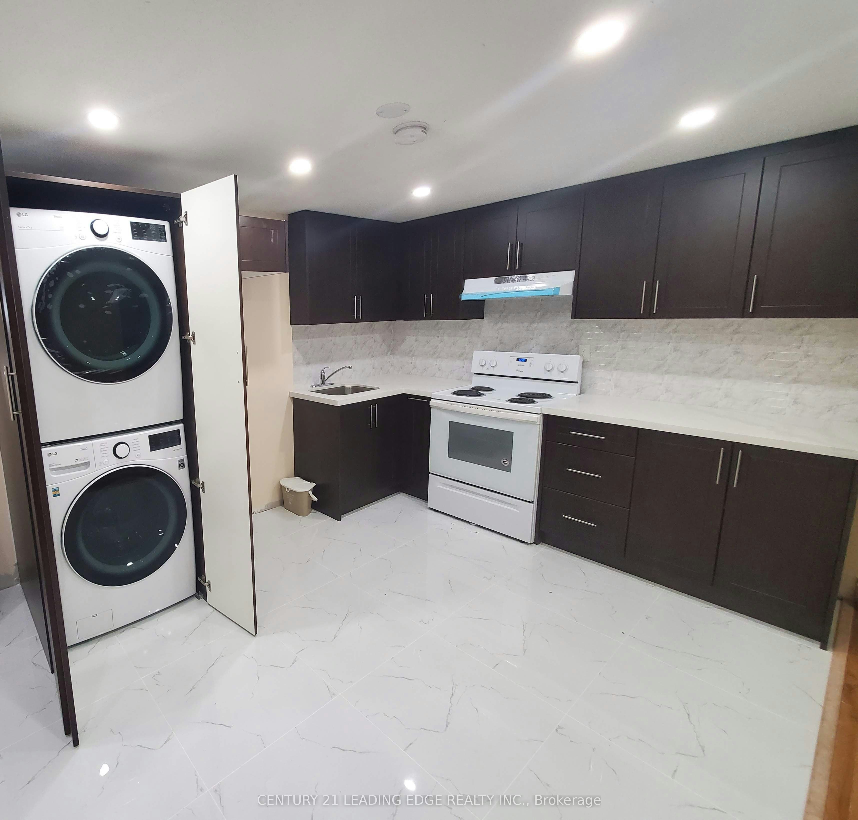 Lower-504 Lightfoot Place, Pickering, ON, L1V 5Z5 - 4