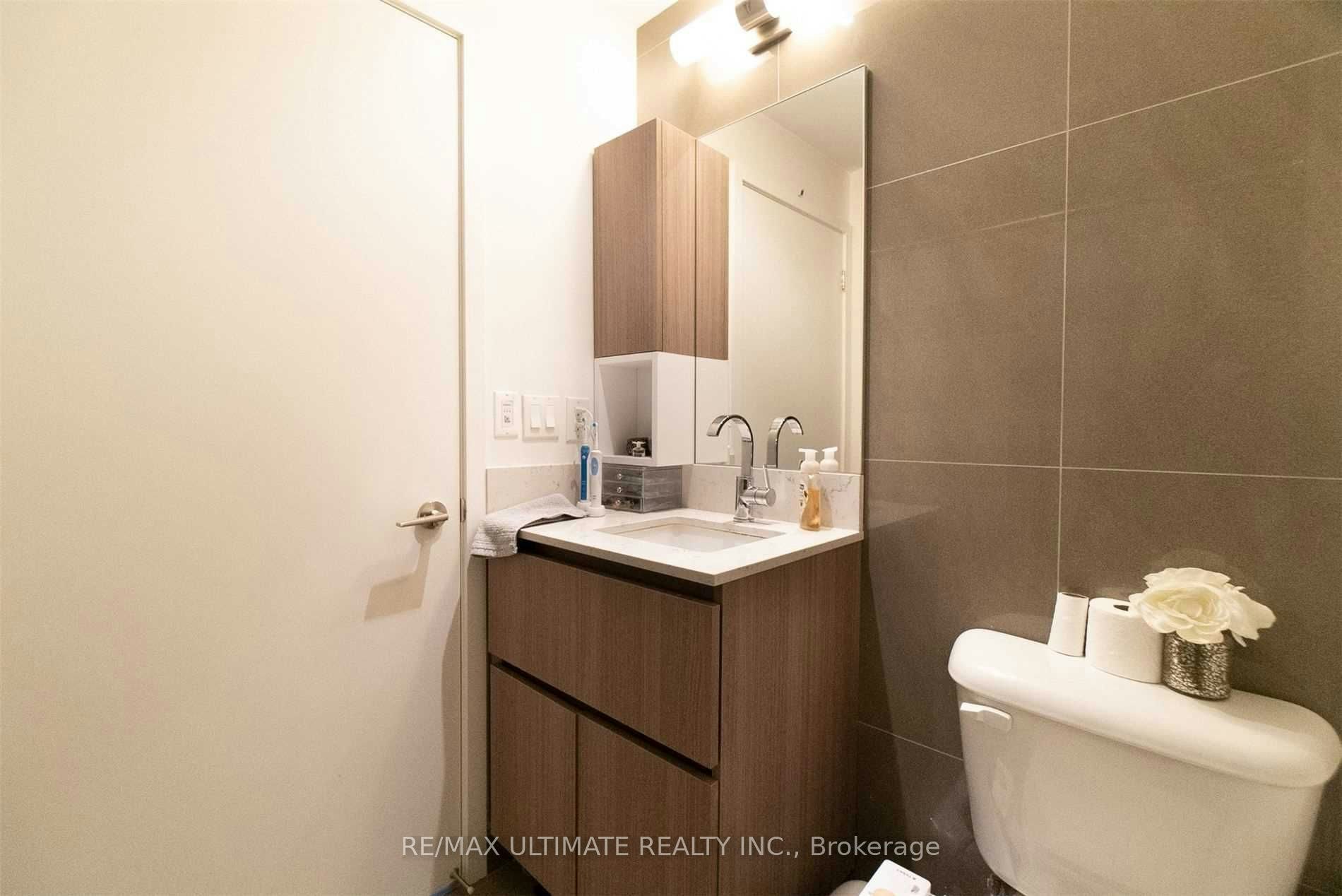 403-15 Baseball Place, Toronto, ON, M4M 0E6 - 11