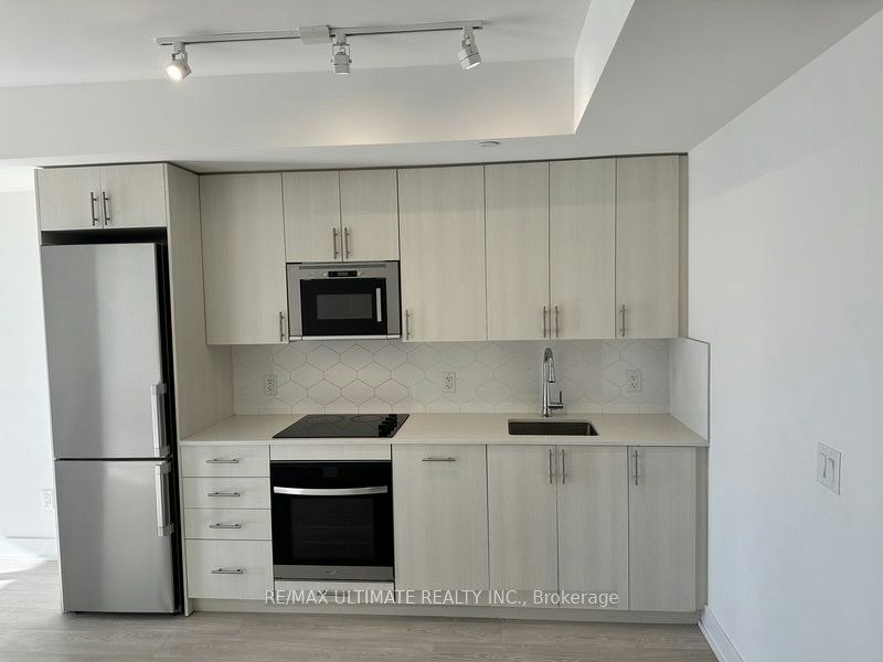 2710-2545 Simcoe Street N, Oshawa, ON, L1L 0W3 - 10