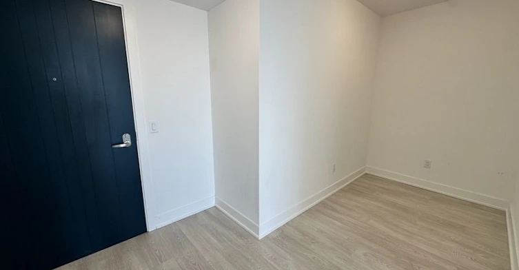 2710-2545 Simcoe Street N, Oshawa, ON, L1L 0W3 - 3