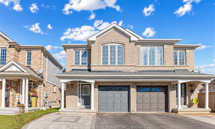 45 Tozer Crescent