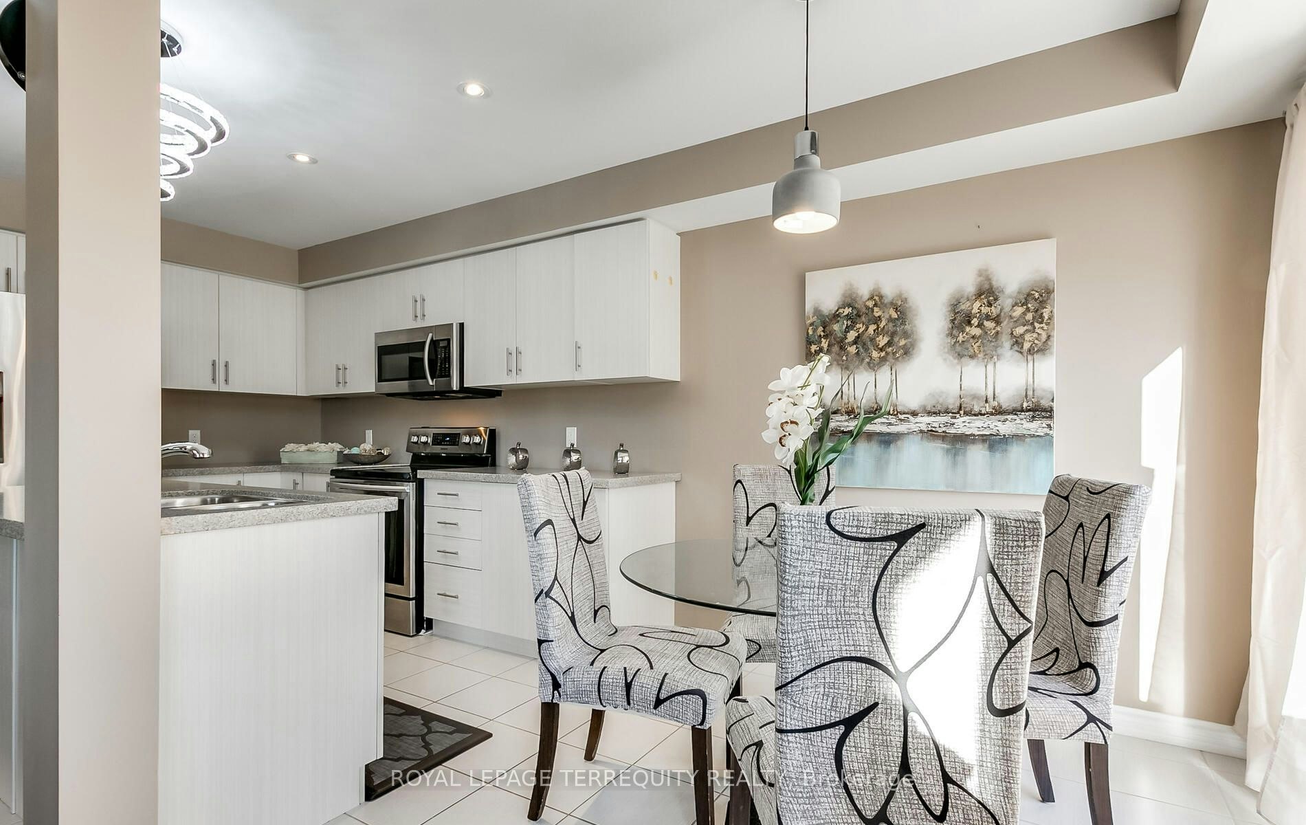 95 Nearco Gate, Oshawa, ON, L1L 0J2 - 10