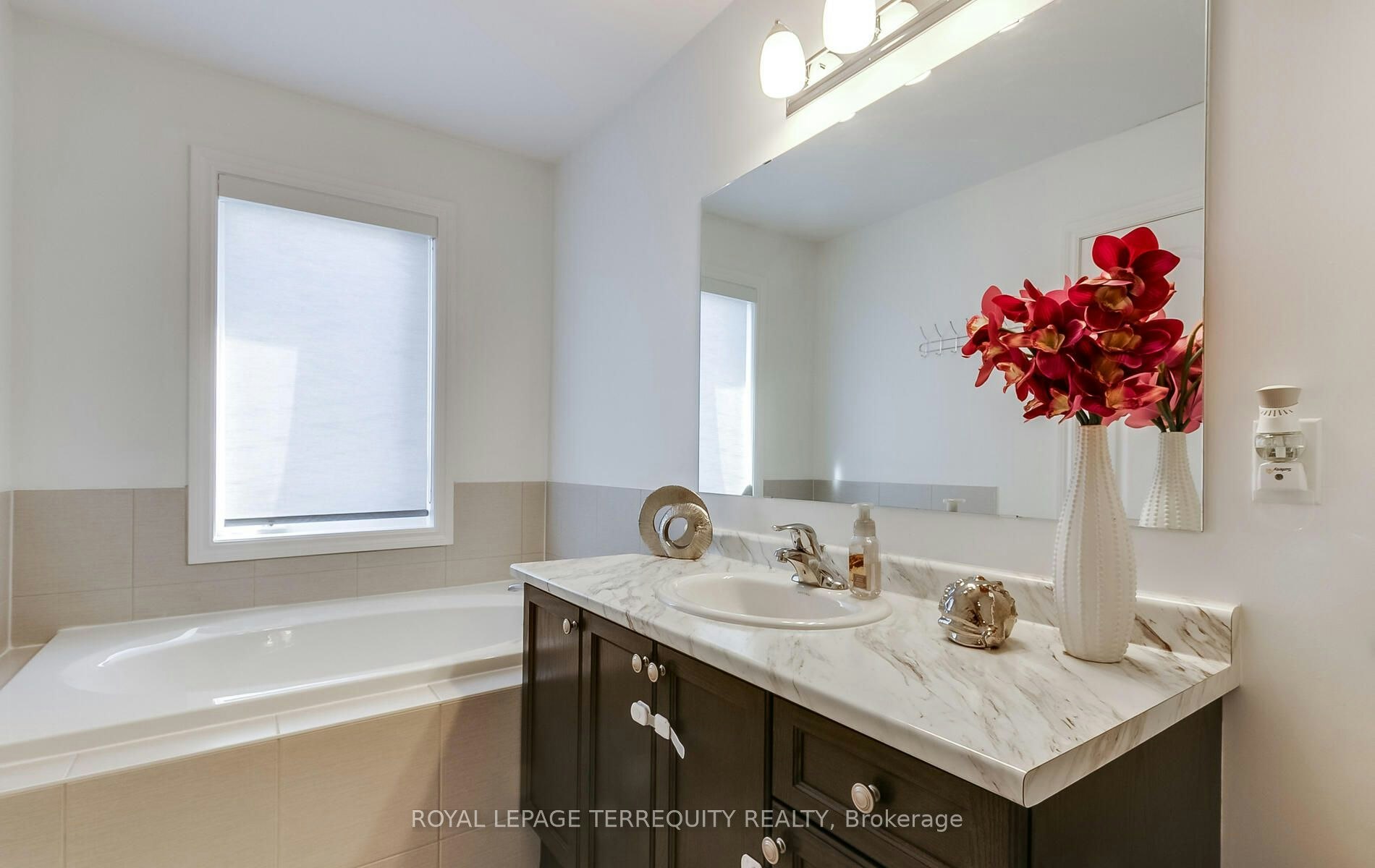95 Nearco Gate, Oshawa, ON, L1L 0J2 - 15