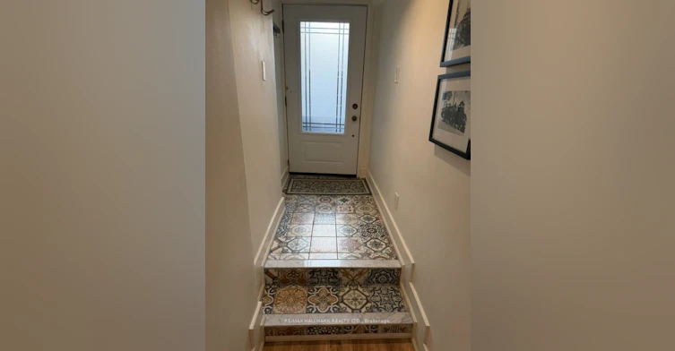 basement-18 Pape Avenue, Toronto, ON, M4M 2V6 - 26