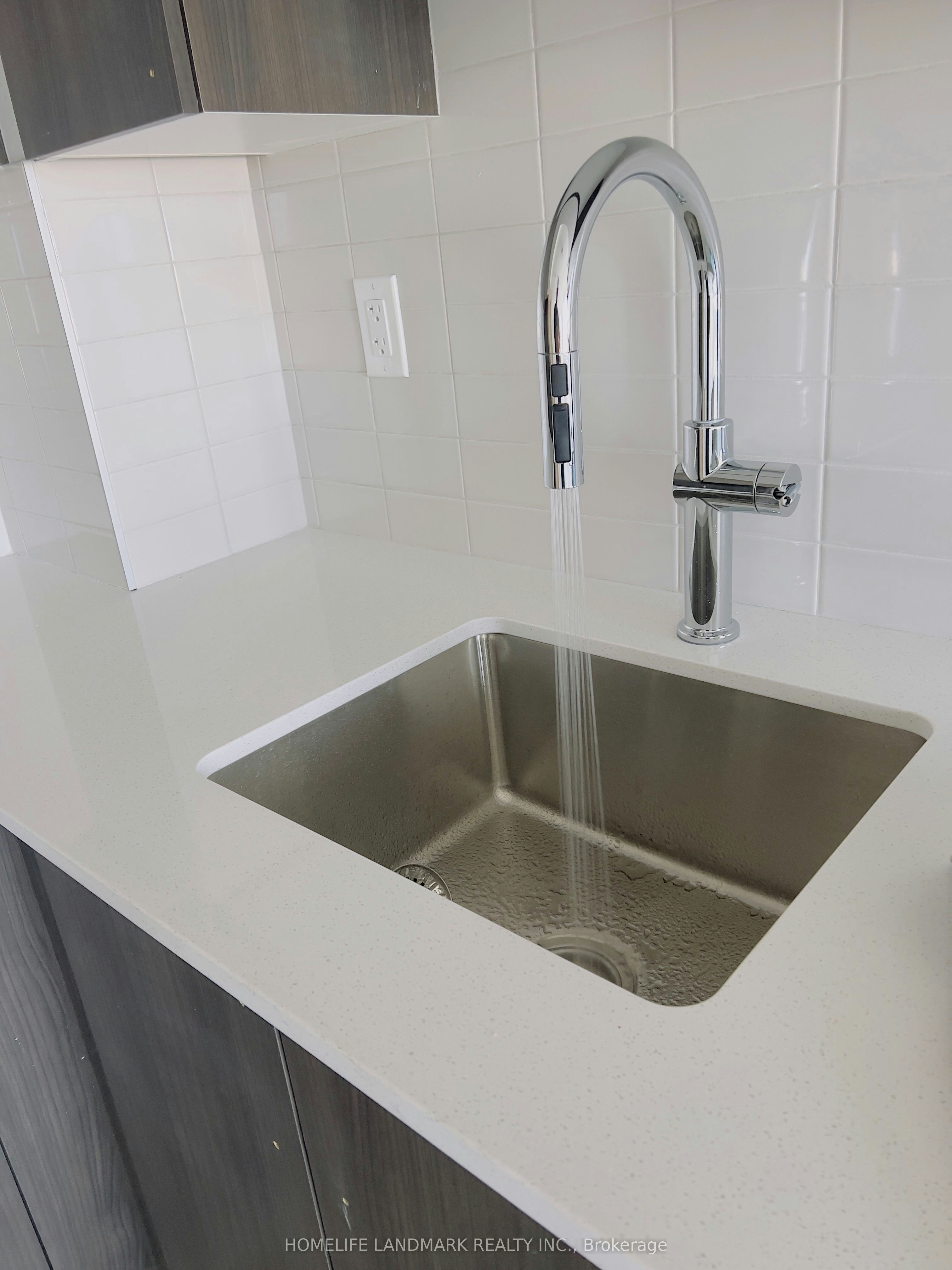 1309-1435 Celebration Drive, Pickering, ON, L1W 0C4 - 2