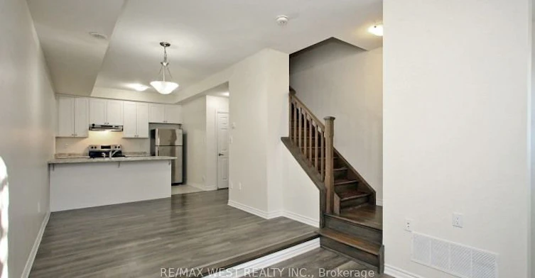 12-15 Heron Park Place, Toronto, ON, M1E 0B8 - 4