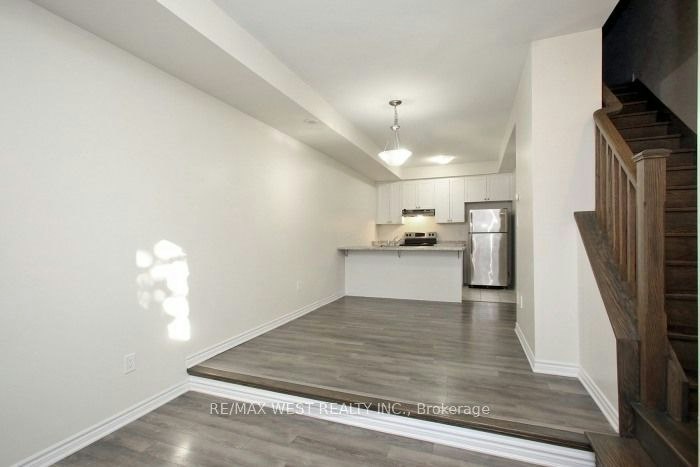12-15 Heron Park Place, Toronto, ON, M1E 0B8 - 3
