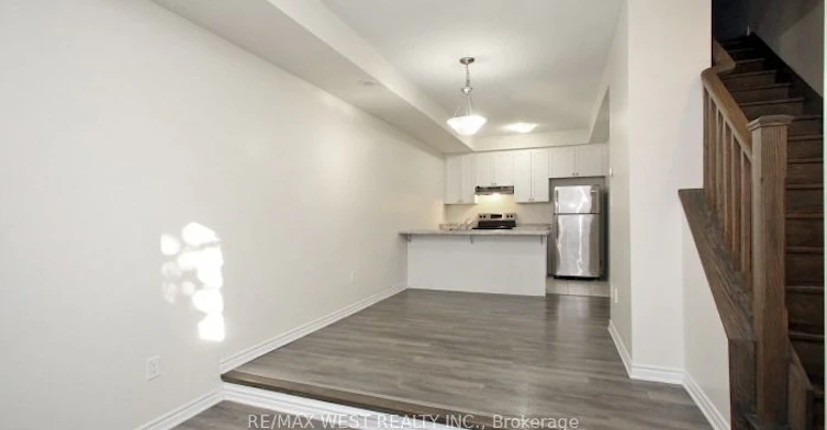 12-15 Heron Park Place, Toronto, ON, M1E 0B8 - 3