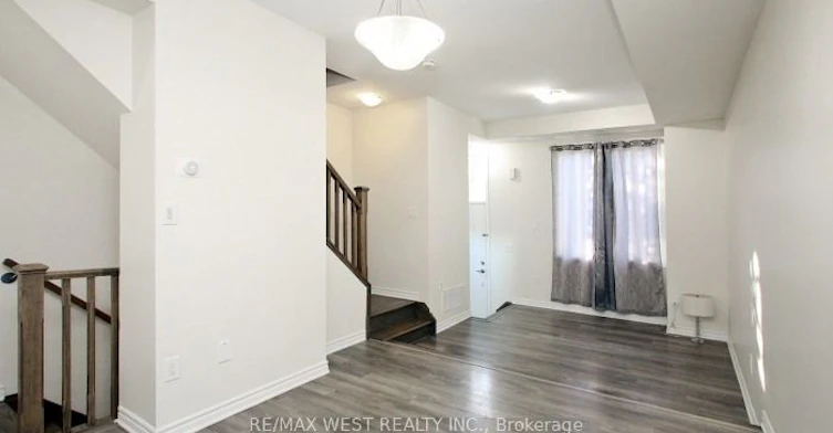 12-15 Heron Park Place, Toronto, ON, M1E 0B8 - 8