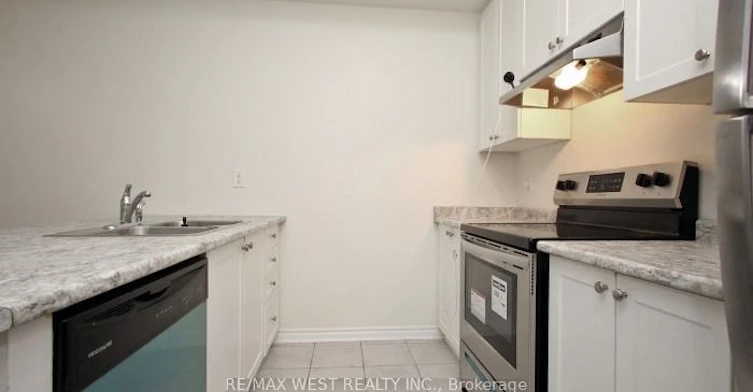12-15 Heron Park Place, Toronto, ON, M1E 0B8 - 13