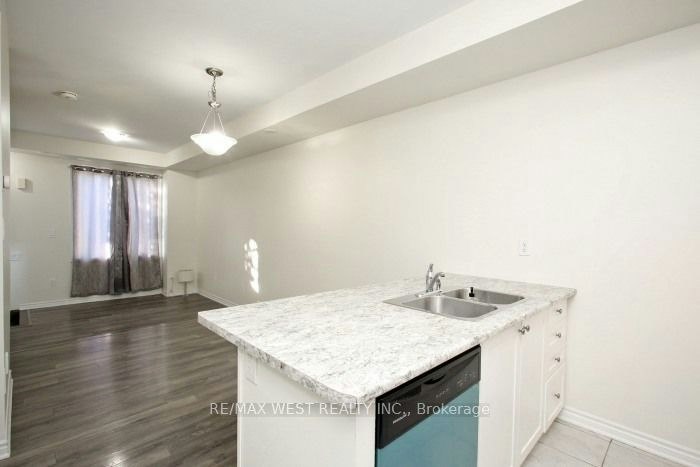 12-15 Heron Park Place, Toronto, ON, M1E 0B8 - 14