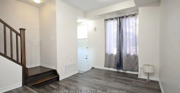 12-15 Heron Park Place, Toronto, ON, M1E 0B8 - 5