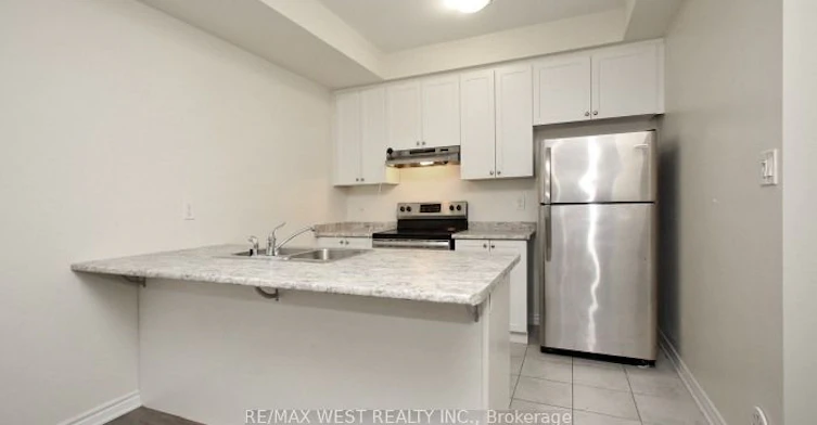 12-15 Heron Park Place, Toronto, ON, M1E 0B8 - 12