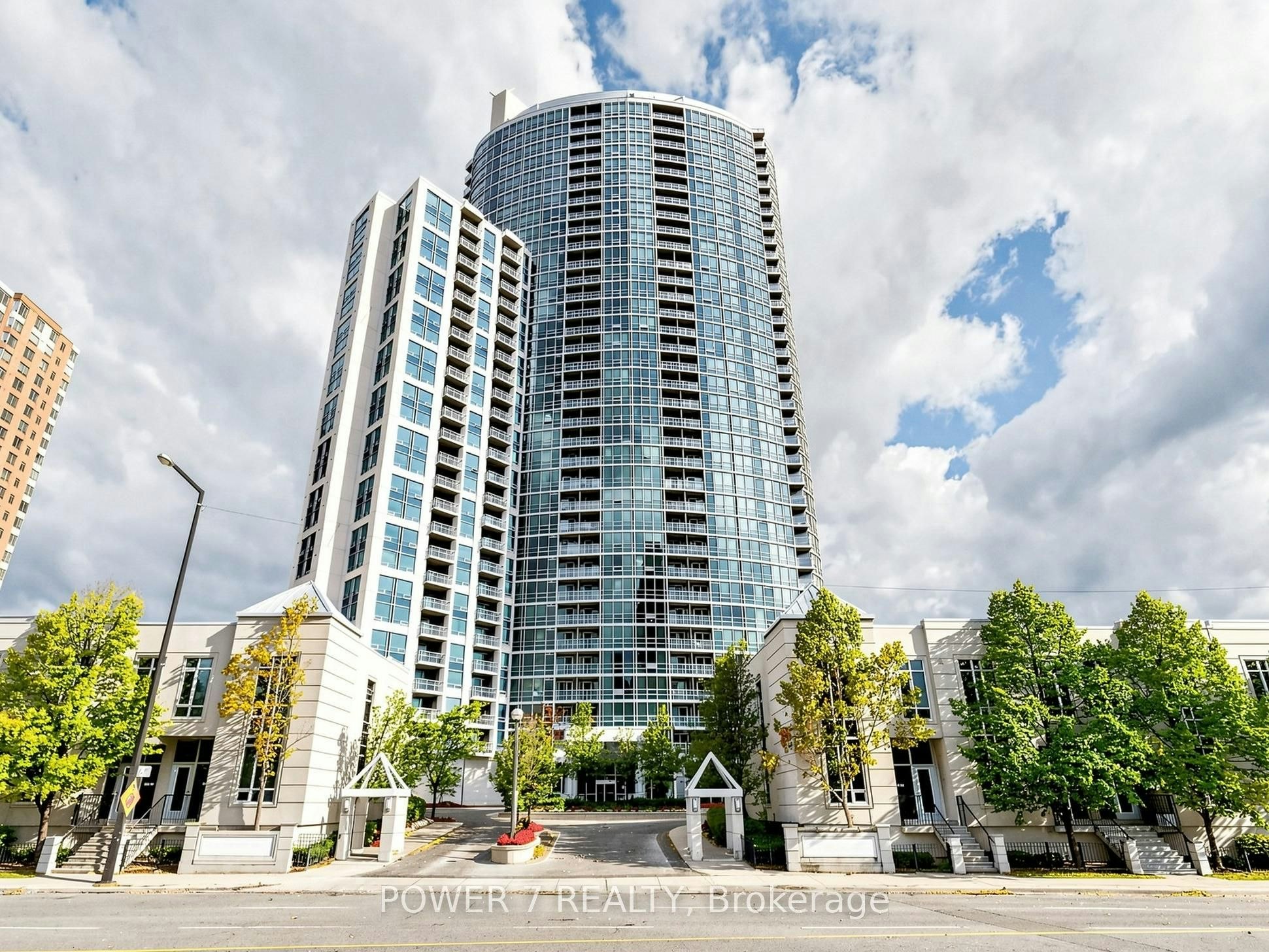 3510-83 Borough Drive, Toronto, ON, M1P 5E4