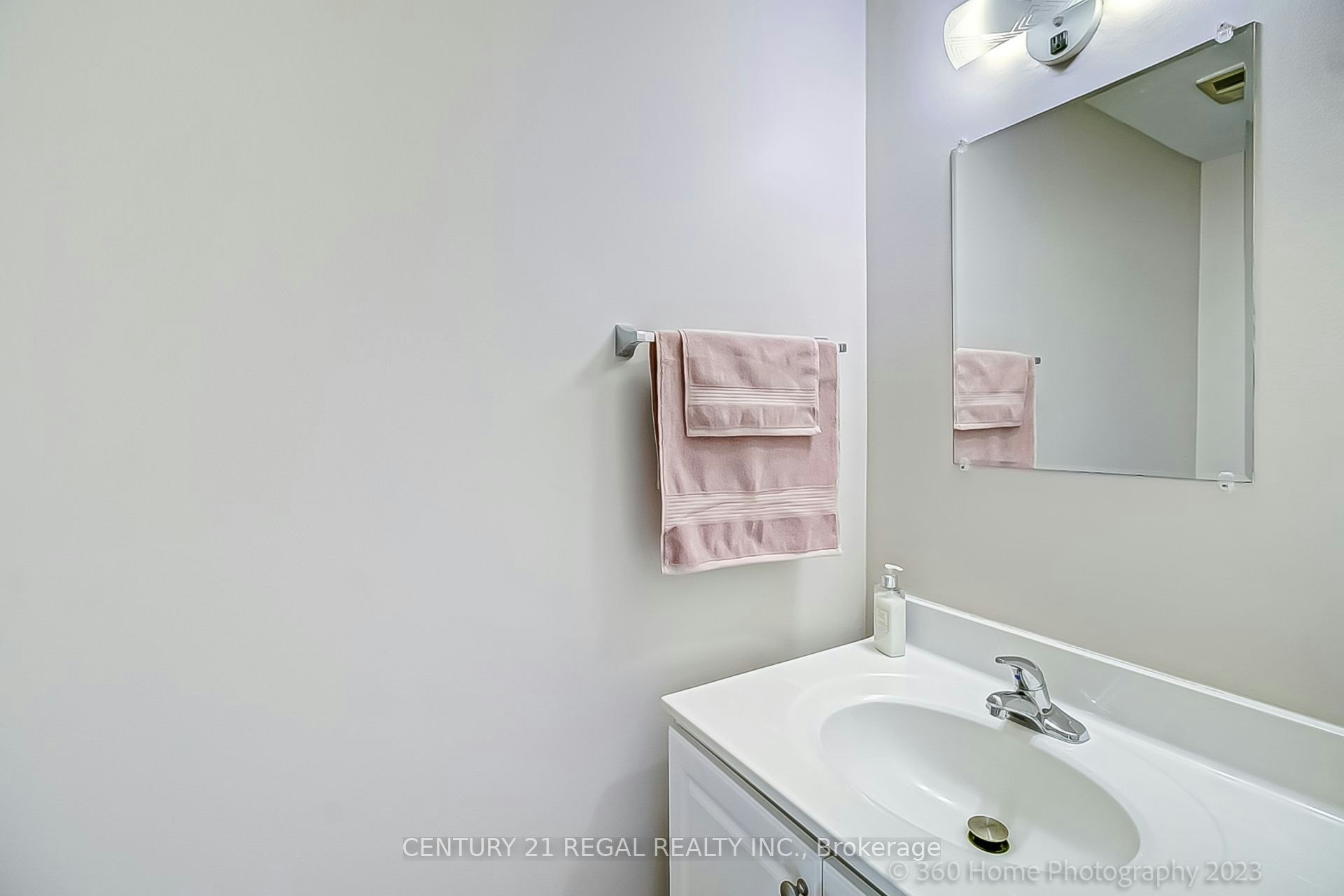 107-126 Dusay Place, Toronto, ON, M1W 2N2 - 22