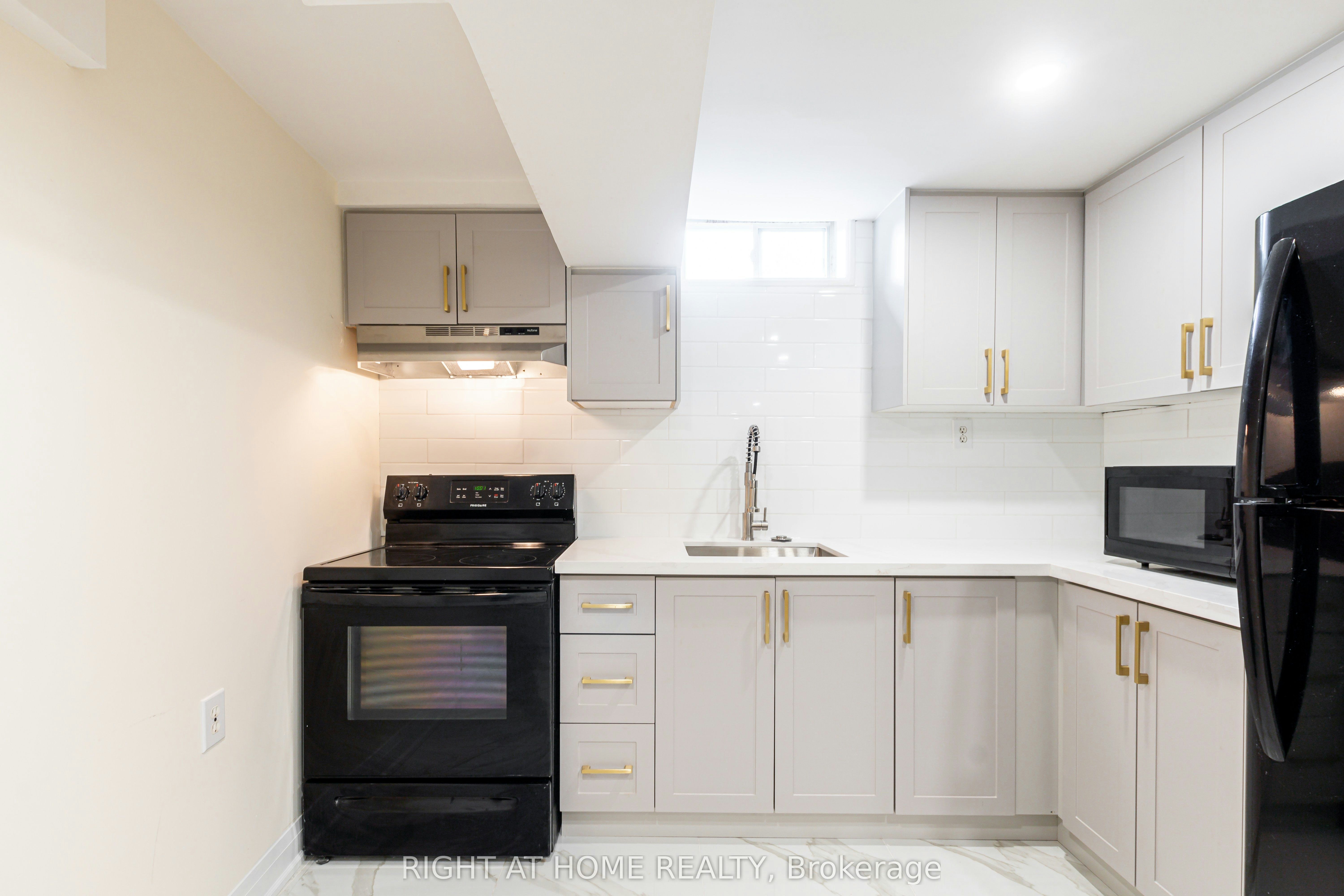 Basement-43 Greenbush Place, Whitby, ON, L1R 1T6 - 15