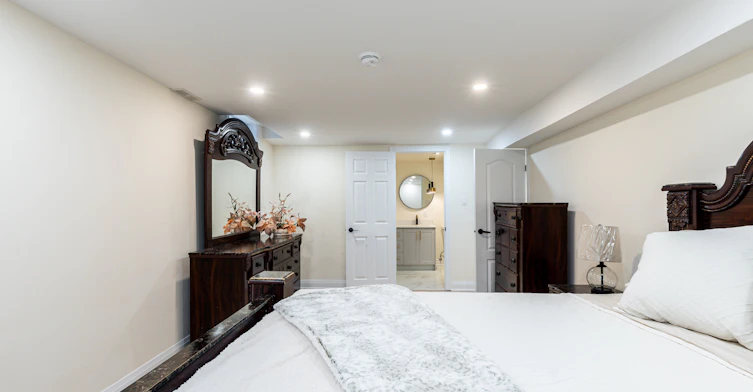 Basement-43 Greenbush Place, Whitby, ON, L1R 1T6 - 8