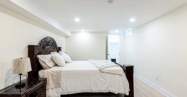 Basement-43 Greenbush Place, Whitby, ON, L1R 1T6 - 7