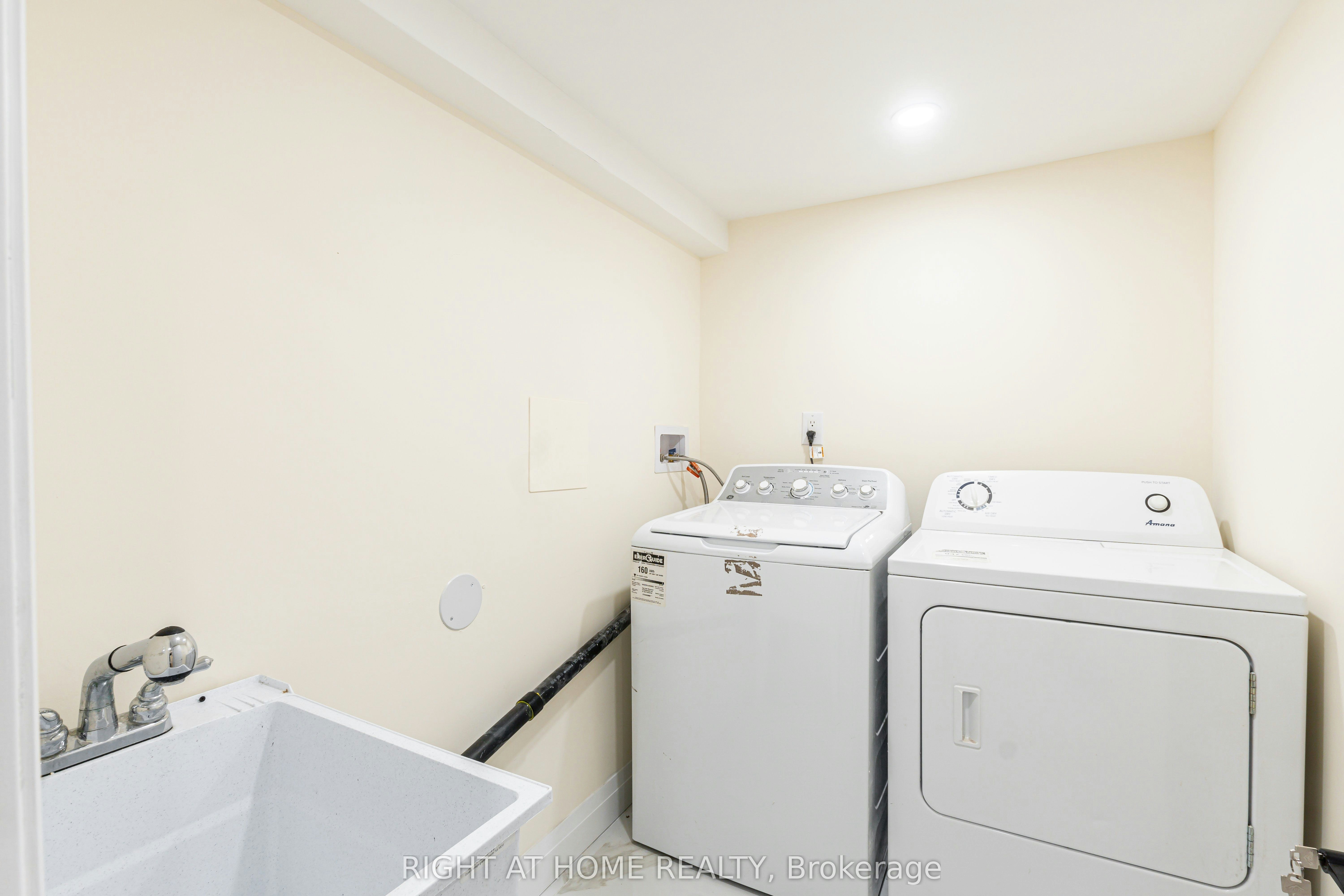 Basement-43 Greenbush Place, Whitby, ON, L1R 1T6 - 17
