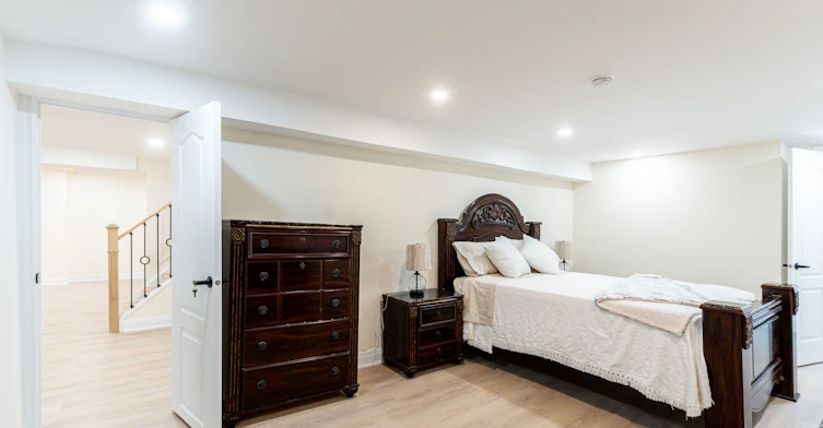 Basement-43 Greenbush Place, Whitby, ON, L1R 1T6 - 9
