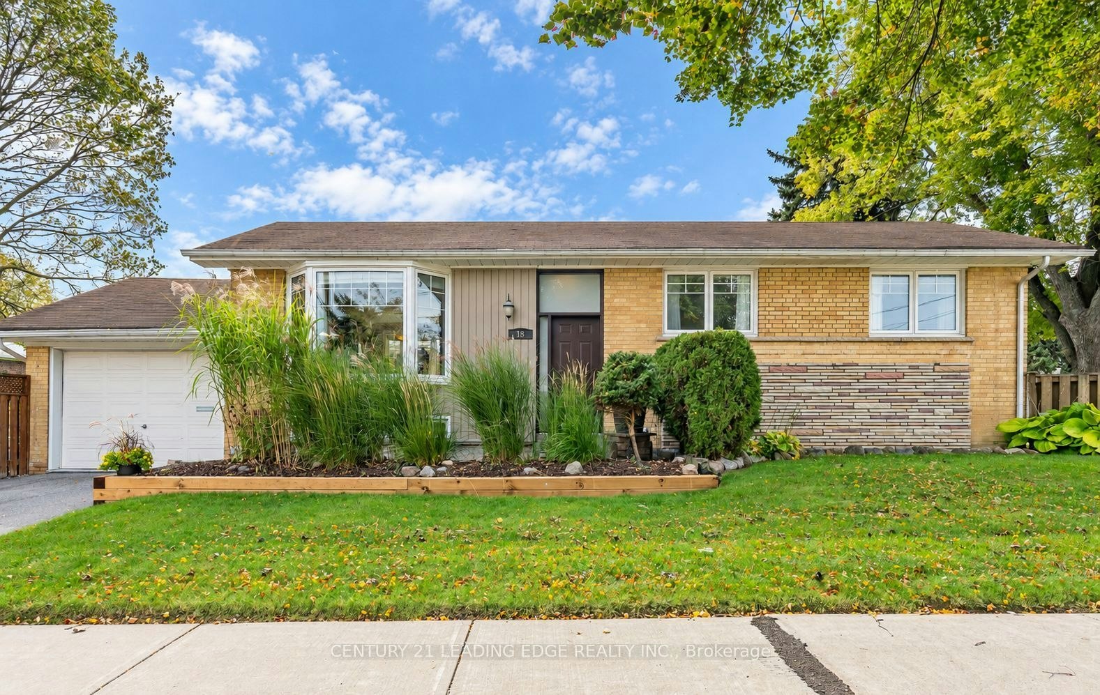 18 Horizon Crescent, Toronto, ON, M1T 2G3