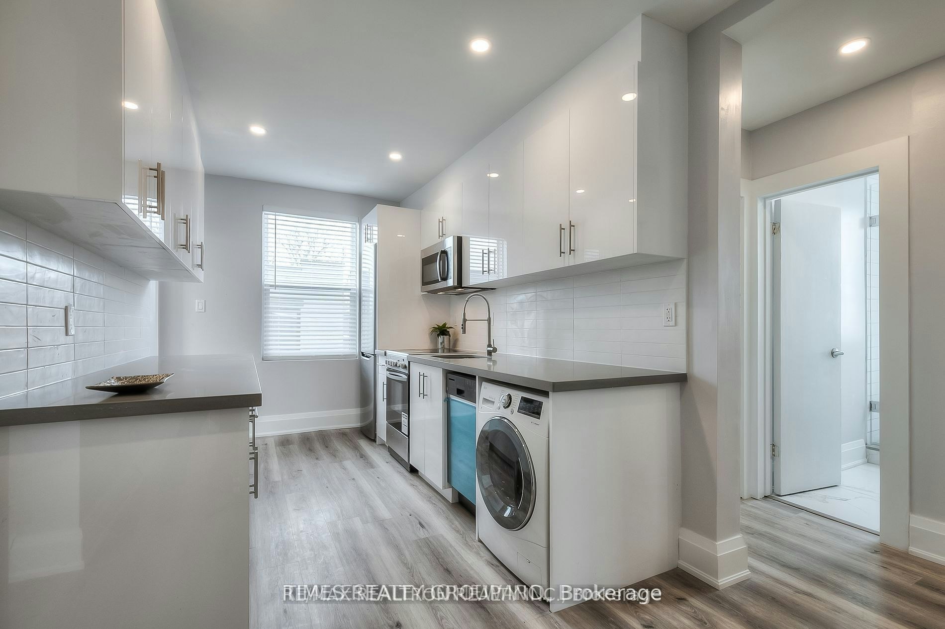 3-1492 Dundas Street E, Toronto, ON, M4M 1S9 - 7