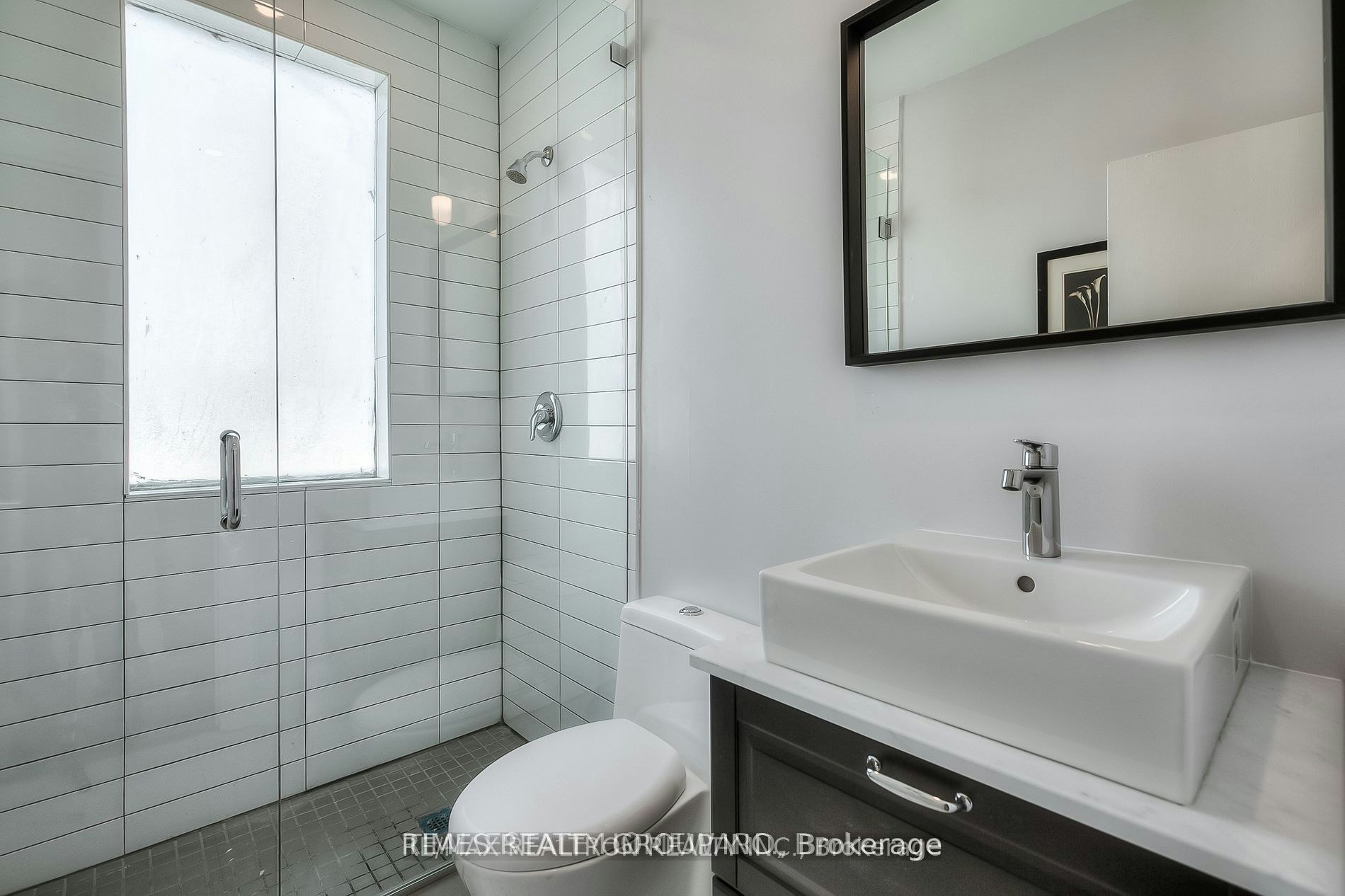 3-1492 Dundas Street E, Toronto, ON, M4M 1S9 - 6