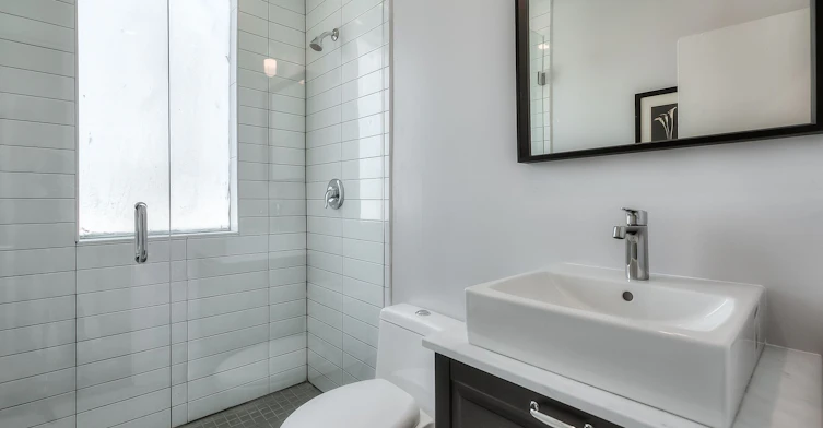 3-1492 Dundas Street E, Toronto, ON, M4M 1S9 - 6